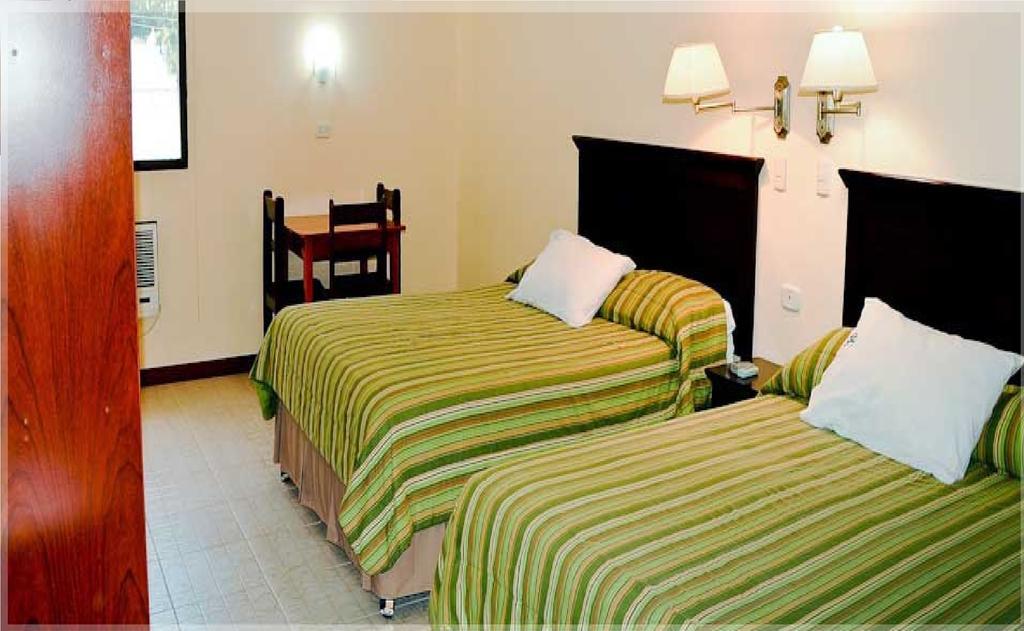 Hotel Presidente Selva La Merced  Zimmer foto