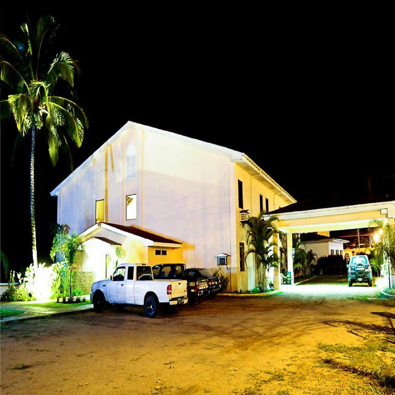 Hotel Presidente Selva La Merced  Exterior foto